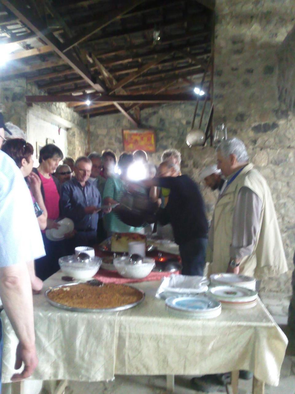 Trajan Guest House Al-Mughayer ภายนอก รูปภาพ
